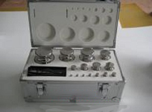 Bộ quả cân chuẩn F1 1mg-2000g
